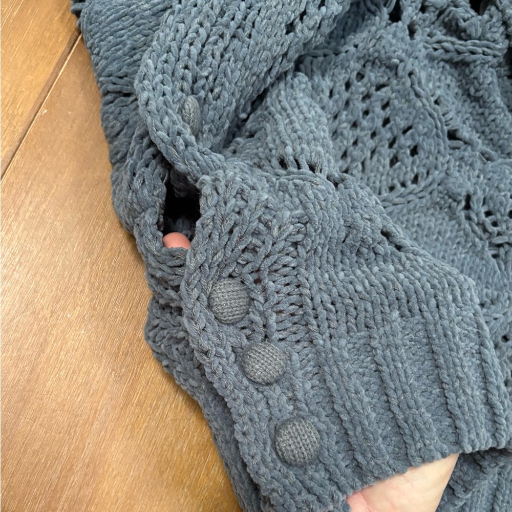 POL Green Knit Turtleneck Sweater - Picture 8 of 9